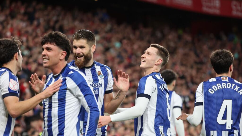 Jon Mikel Aramburu y Yangel Herrera conquistan San Mamés con la Real Sociedad por Copa del Rey en el Derby Vasco