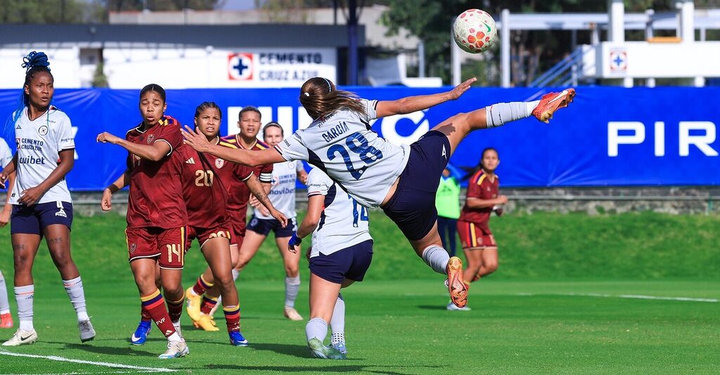 Vinotinto Femenina vs Cruz Azul Femenil: Debut goleador de Mariana Barreto y derrota agónica en La Noria